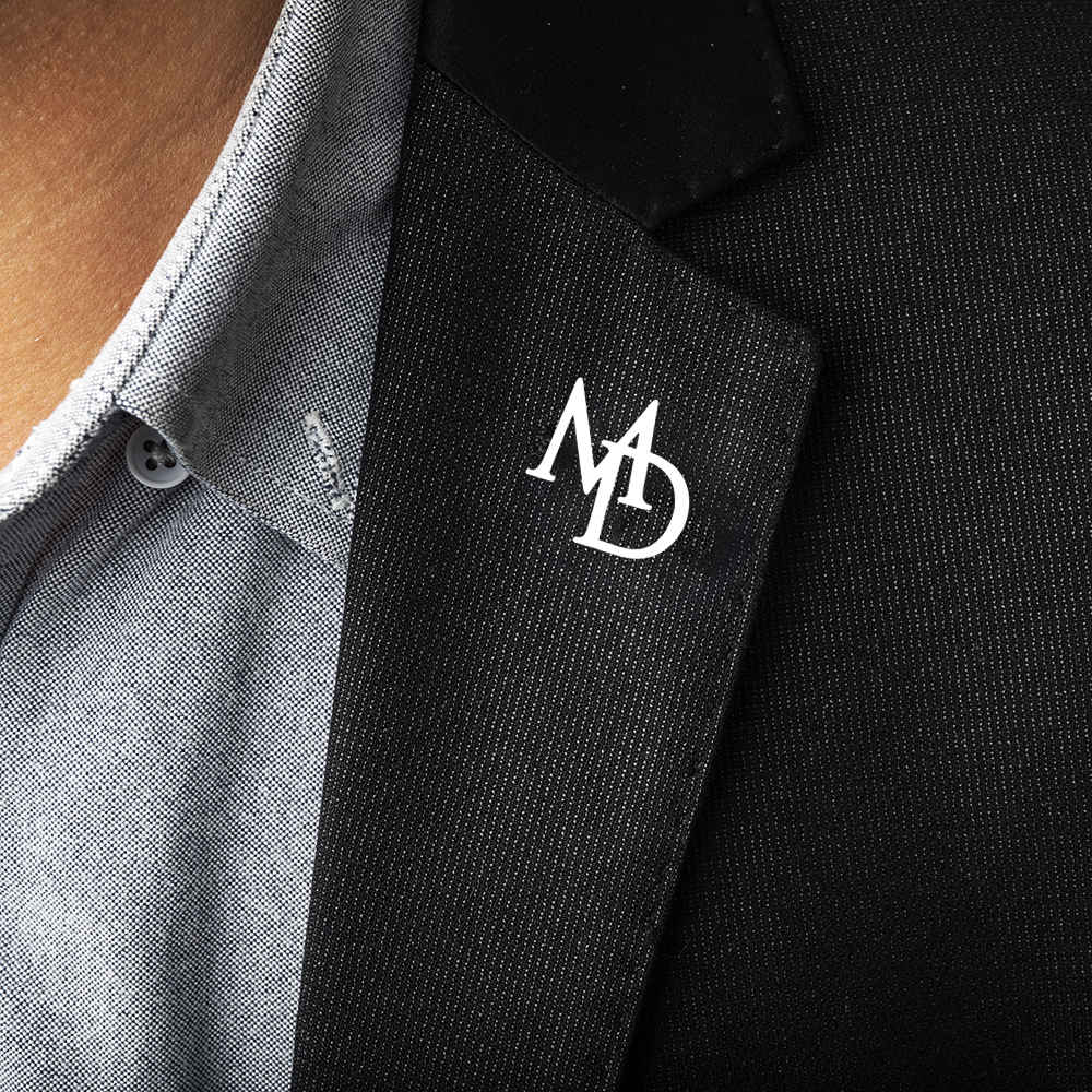 Tangula Custom Initials Brooch - Men'S Grooming Daily reseña y precio