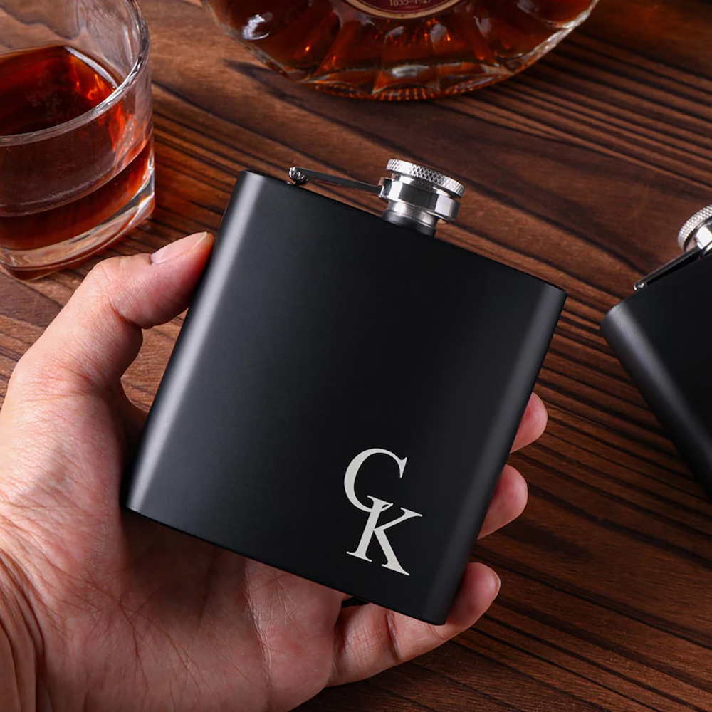 Personalized Name Hip Flask Se - Men'S Grooming For Engagement reseña y precio